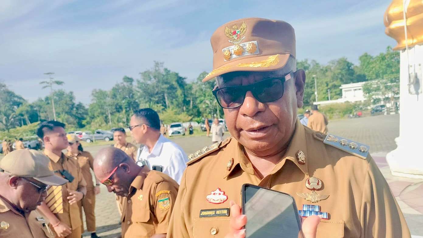 pemkab-mimika-bentuk-tim-pulangkan-puluhan-pencaker-pt-hal