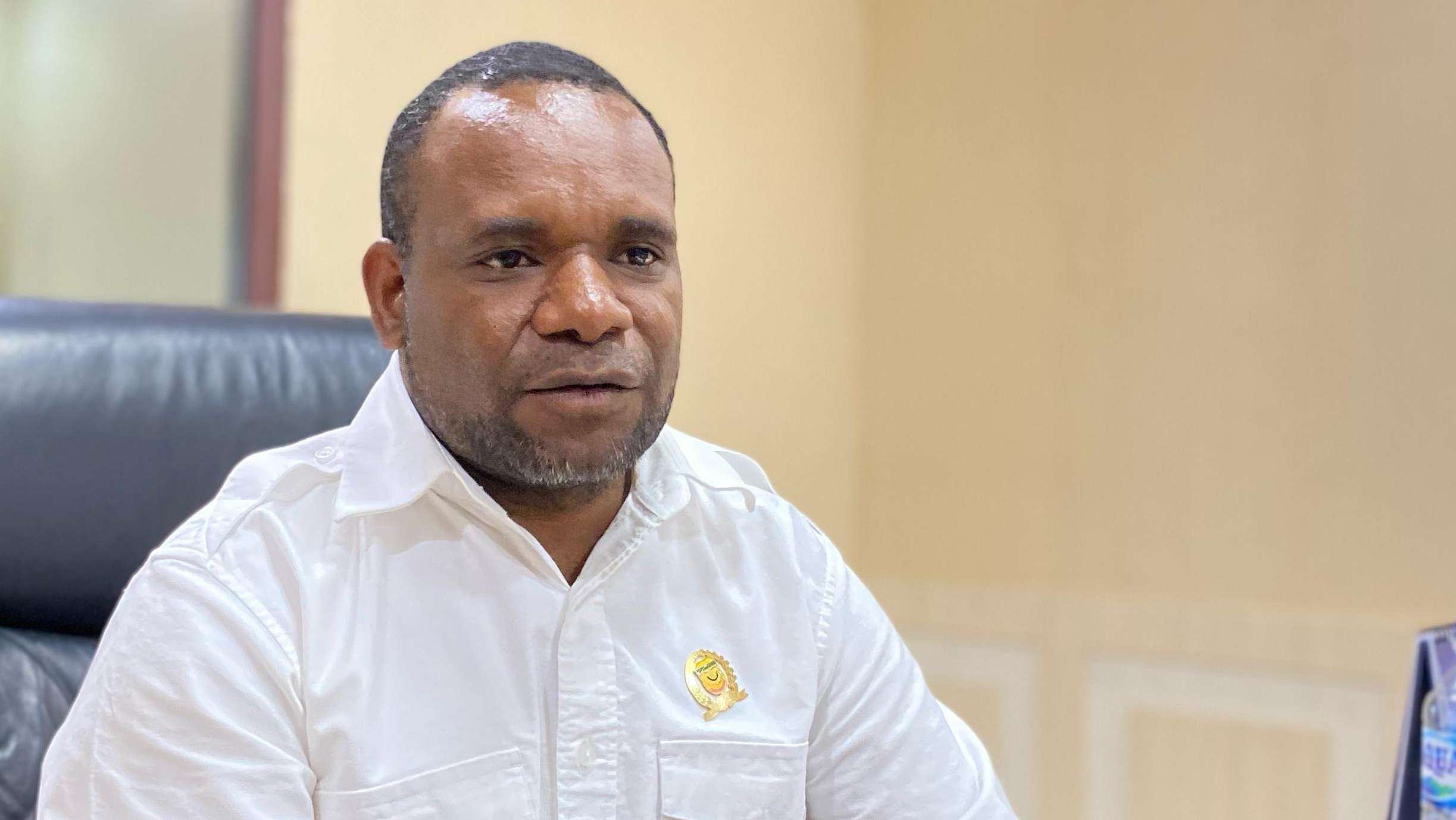 komisi-iv-dprk-mimika-soroti-telatnya-pembayaran-gaji-petugas-kebersihan