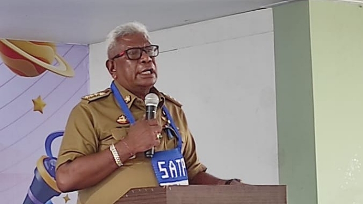 Bupati Mimika John Rettob saat memberikan sambutan, foto; Martha/ Papua60detik