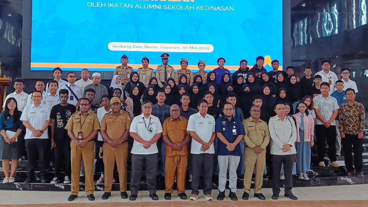 ingin-masuk-sekolah-kedinasan-emanuel-kemong-disiplin-giat-belajar