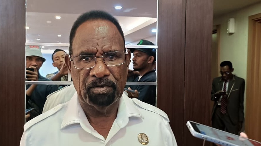 willem-naa-pastikan-lahan-gedung-perpustakaan-di-timika-indah-milik-pemerintah