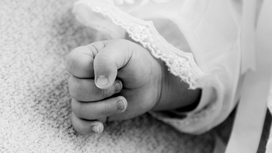 sempat-dirawat-bayi-perempuan-ditemukan-di-tempat-sampah-meninggal-dunia