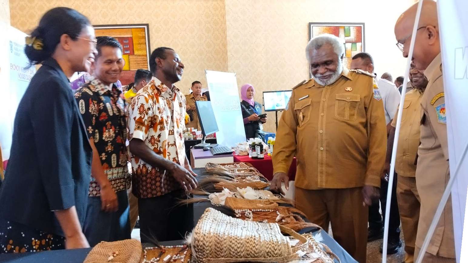 wagub-papua-selatan-dorong-opd-bersinergi-kembangkan-umkm