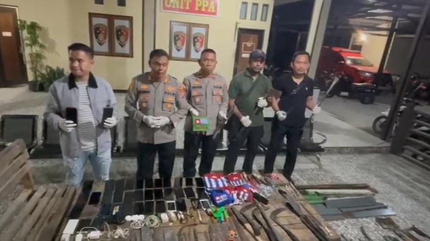 razia-lapas-nabire-polisi-temukan-hp-sampai-sajam
