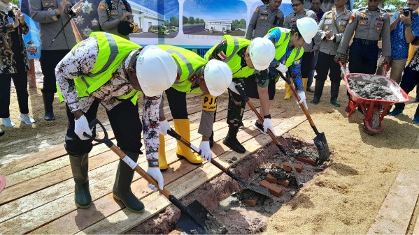 gudang-jagung-kapasitas-1000-ton-mulai-dibangun-di-merauke