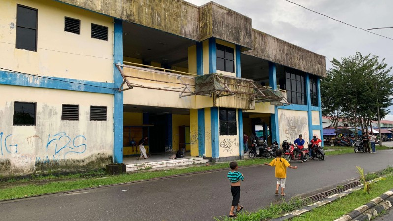 gedung-a-pasar-sentral-terbengkalai-disperindag-beri-alasan