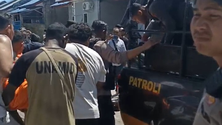 tak-ada-riwayat-penyakit-seorang-pekerja-bangunan-meninggal-mendadak