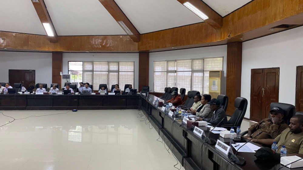 tunggu-sk-kpa-dinas-pupr-mimika-belum-jalankan-proyek-fisik-2025