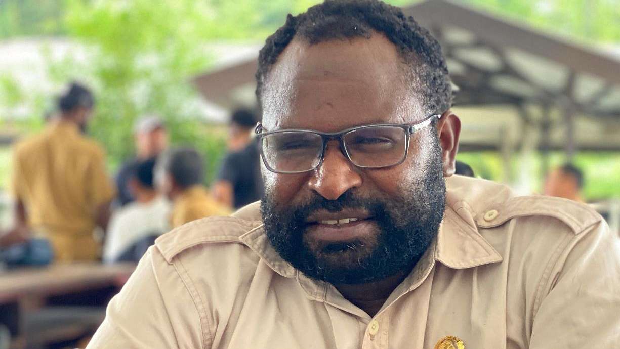 Ketua Komisi II DPRK Mimika Dolfin Beanal, Foto: Faris/ Papua60detik