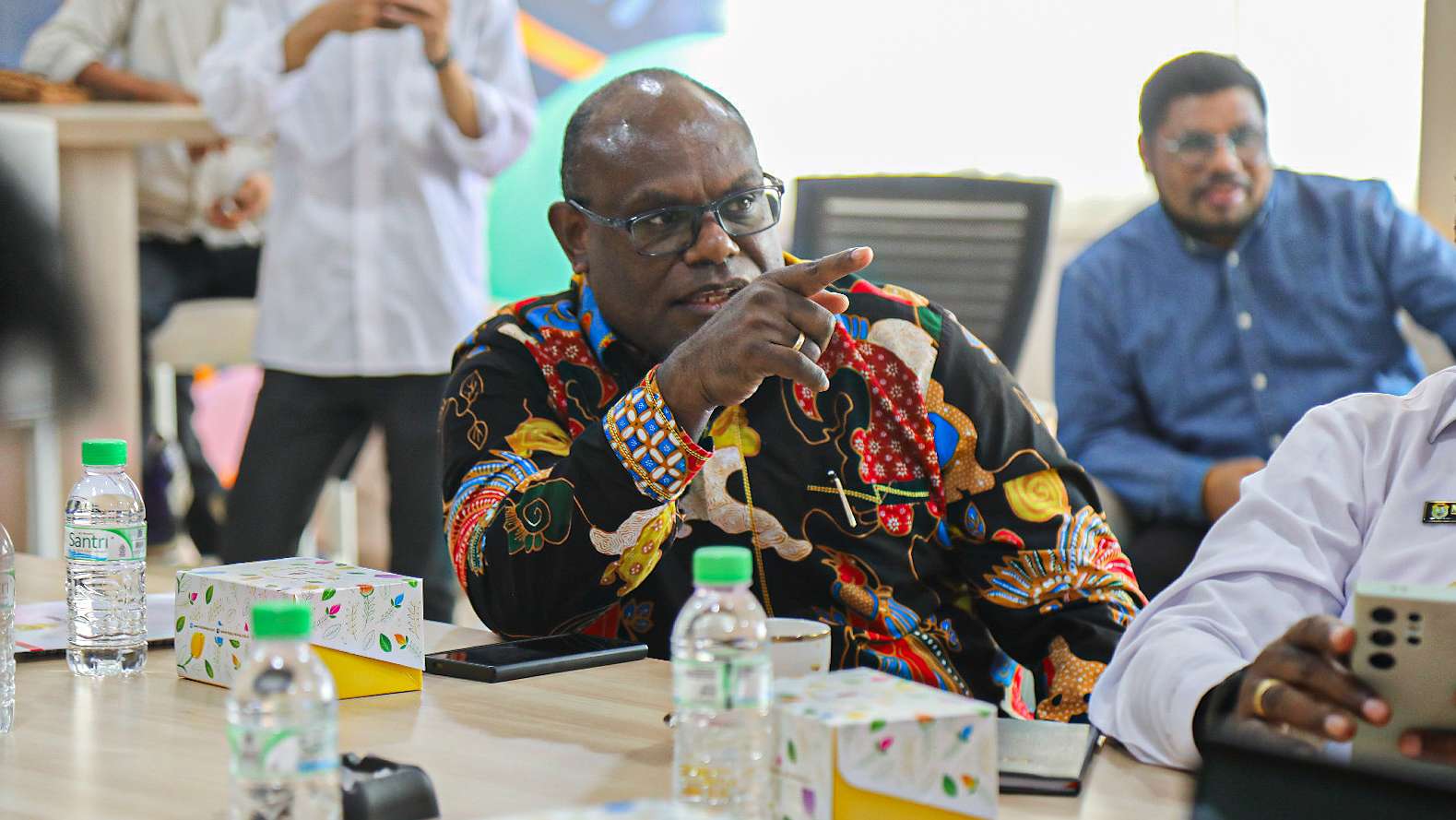 meki-nawipa-ke-kemensos-usulkan-pendirian-sekolah-rakyat-di-nabire-dan-mimika