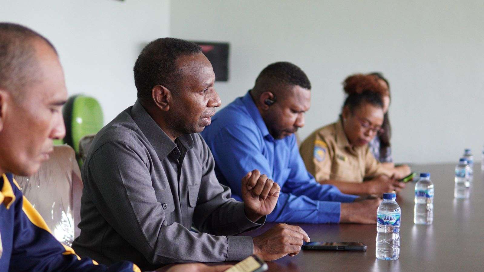 dukung-koperasi-merah-putih-ketua-dprk-mimika-harap-ada-pengawasan-ketat