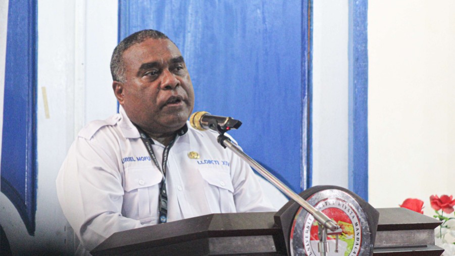 lantik-rektor-baru-kepala-lldikti-wilayah-xiv-apresiasi-uswim-nabire