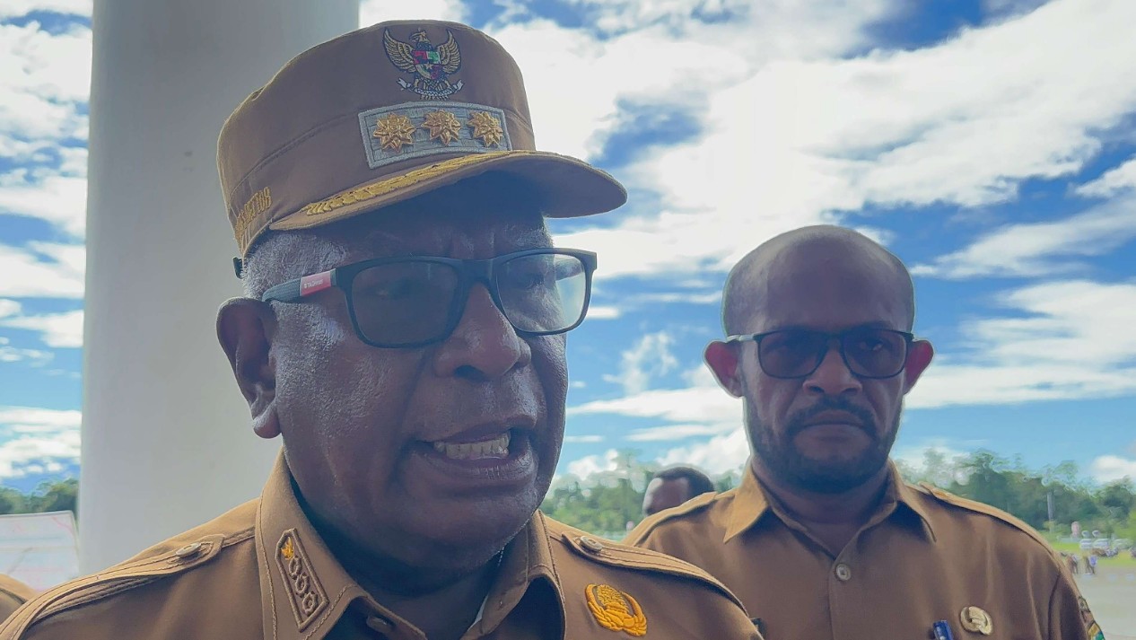 bupati-mimika-bantah-ada-temuan-perjalanan-dinas-fiktif