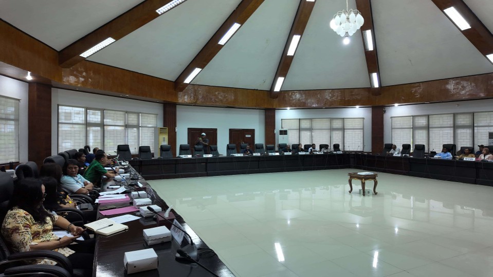 Komisi IV DPRK Mimika menggelar RDP bersama sejumlah Organisasi Perangkat Daerah (OPD) teknis dan pemilik Pabrik Tahu Barokah, Kamis (24/7/2025). Foto: Faris/ Papua60detik