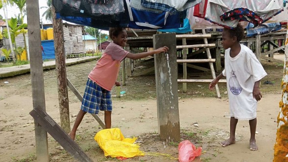 proyek-air-bersih-kampung-fanamo-cv-kuku-perkasa-bantah-tudingan-mangkrak-anggota-dprk-mimika