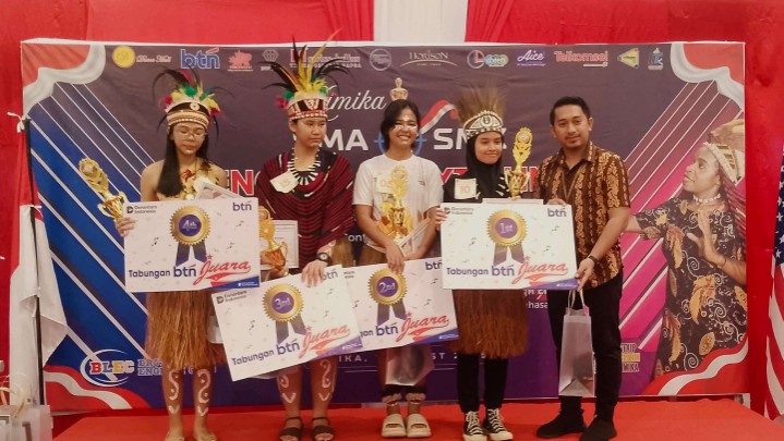 siswa-ma-negeri-7-mimika-sabet-juara-story-telling-competition-2025