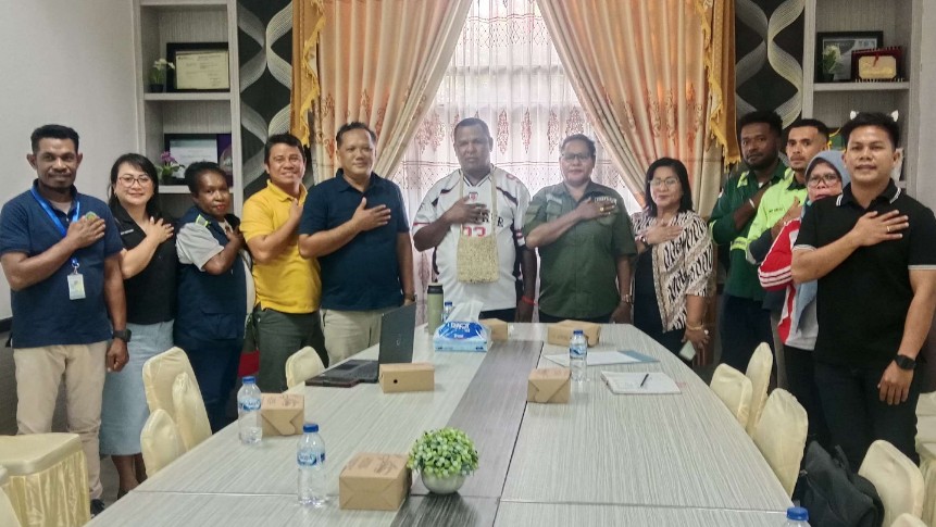 pt-mitra-hijau-asia-klarifikasi-kejadian-viral-limbah-medis-berserakan-di-pomako