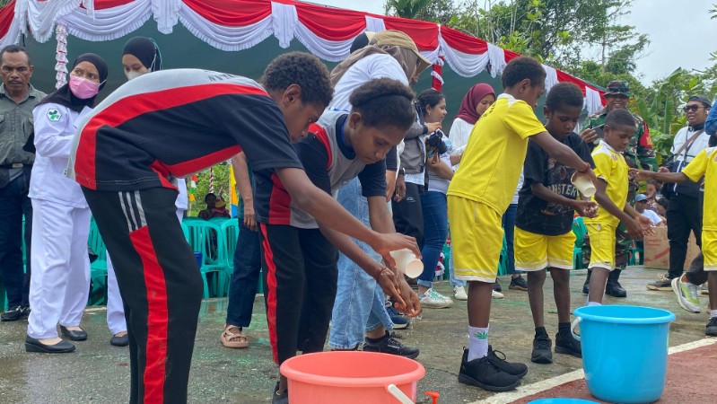 sambut-hut-ke-80-ri-ptfi-mulai-rangkaian-bakti-sosial-dan-edukasi-di-ayuka-tipuka