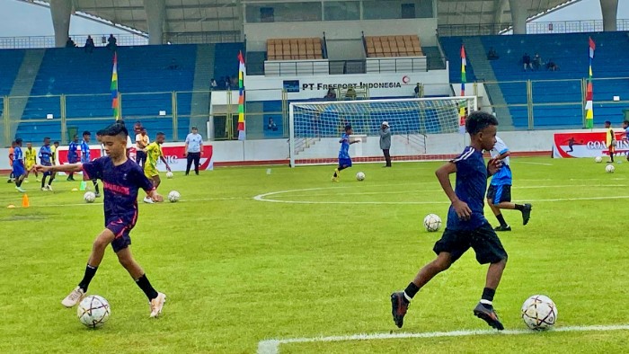 18-ssb-ramaikan-coaching-clinic-pt-freeport-di-timika