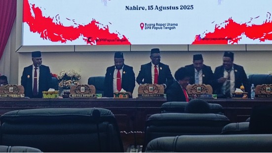 dprp-papua-tengah-sahkan-tiga-perda-non-apbd