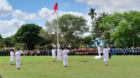 10-kampung-bersatu-upacara-hut-ke-80-ri-distrik-semangga