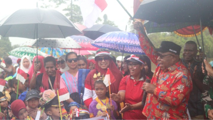 peringati-hari-jadi-miktim-ke-49-ribuan-masyarakat-ikut-festival-budaya