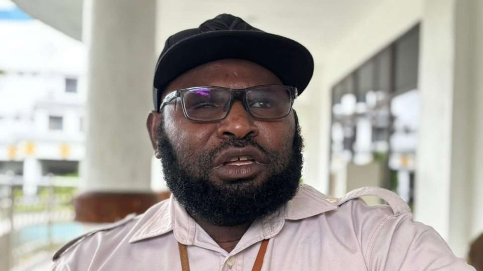 Ketua Komisi II DPRK Mimika, Dolfin Beanal, Foto: Faris/ Papua60detik