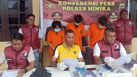 polisi-tangkap-tiga-pengedar-sabu-di-timika-bandarnya-dpo