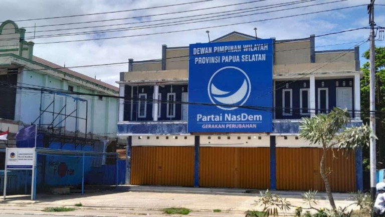 dpp-nasdem-tunjuk-yosep-bladib-gebze-sebagai-ketua-dpw-papua-selatan