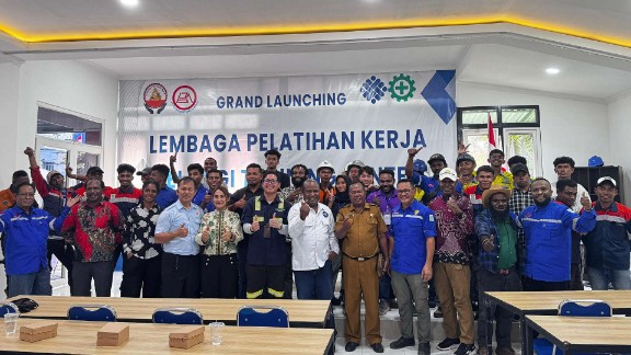 ciptakan-tenaga-kerja-handal-pelangi-training-center-hadir-di-mimika