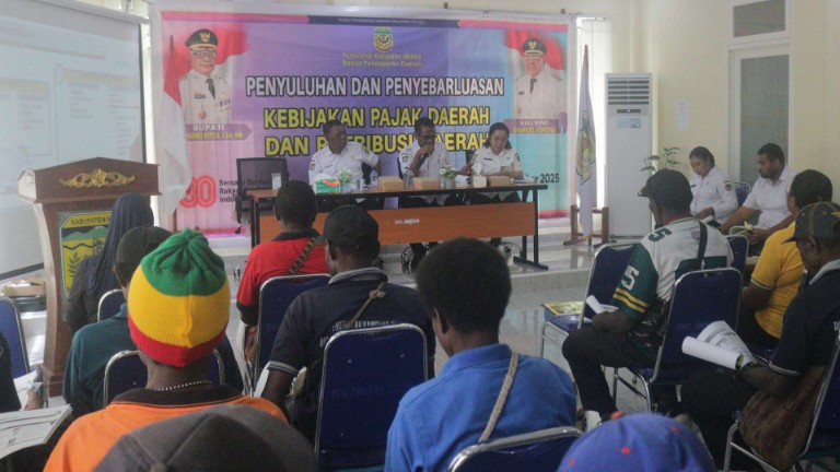 bapenda-sosialisasi-pajak-ke-warga-mimika-timur