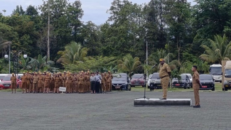 abraham-kateyau-sebut-ada-pegawai-yang-tak-berkenan-dirinya-jadi-pj-sekda