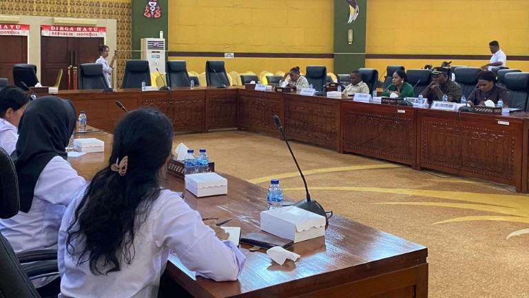 hearing-dengan-bappeda-komisi-iv-soroti-serapan-anggaran-dan-dampak-program