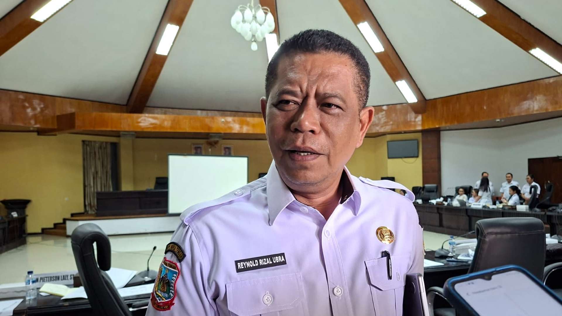 reynold-ubra-ungkap-alasan-tak-ada-nakes-di-pustu-aparuka