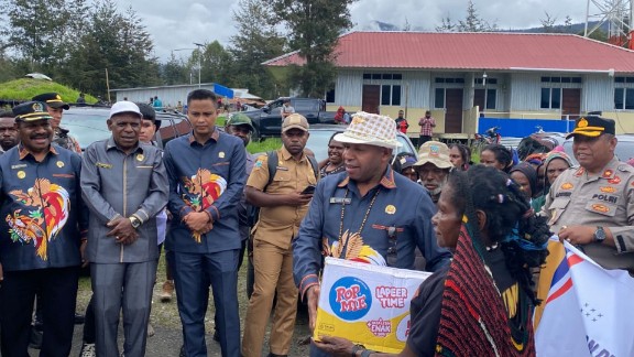 pansus-kemanusiaan-dpr-papua-tengah-cari-solusi-penanganan-konflik-di-kabupaten-puncak