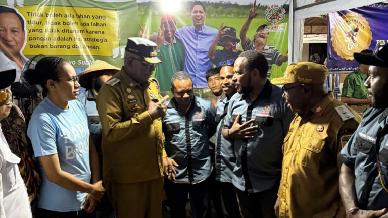 pemuda-tani-indonesia-mimika-pamerkan-produk-di-expo-festival-umkm-2025