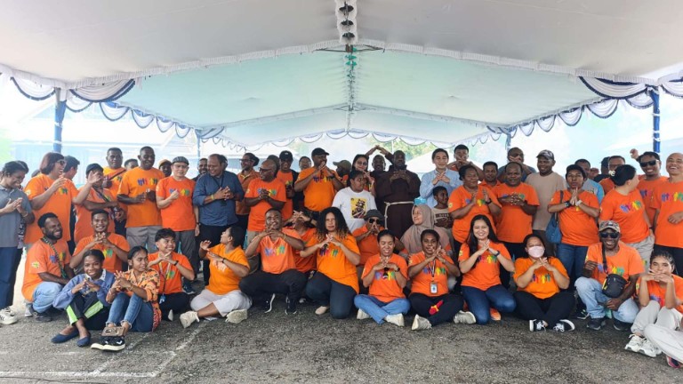 Merajut Sinergi, Menebar Manfaat, YPMAK Ibadah Syukur