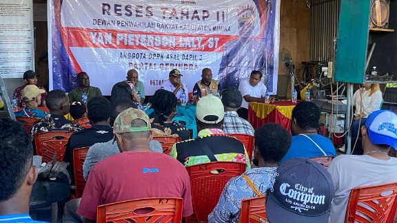 pencaker-curhat-ke-yan-pieterson-laly-umk-rendah-sertifikasi-mahal-dan-peluang-kerja-sempit