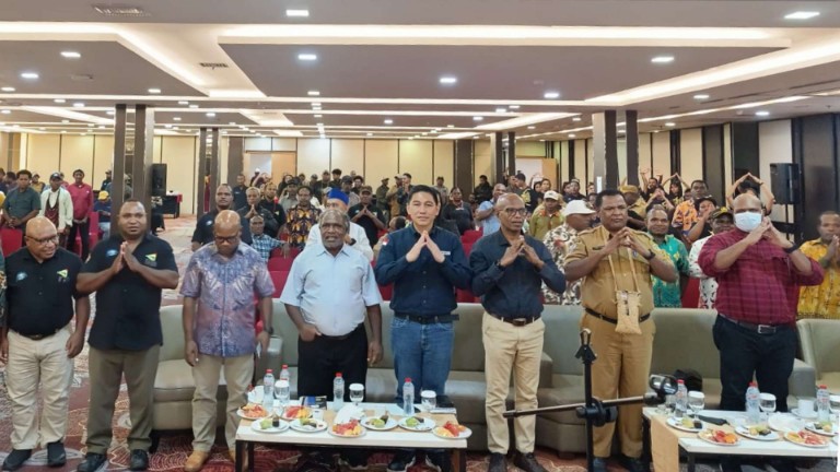 Pastikan Kontribusi ke Masyarakat, Alumni Beasiswa YPMAK Bentuk PAPEDA