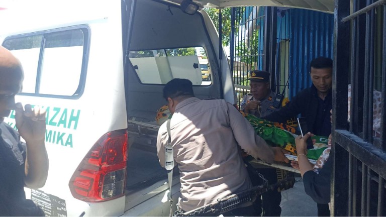 tukang-servis-hp-ditemukan-tak-bernyawa-di-kamar-kos