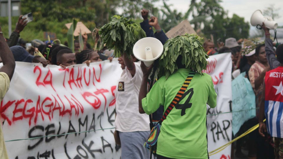peringati-24-tahun-otsus-masyarakat-minta-komoditi-lokal-hanya-dijual-oap