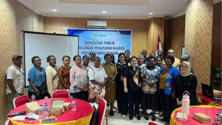 konsultasi publik dan pembahasan Rancangan Peraturan Daerah (Ranperda) tentang Perlindungan Perempuan dan Anak. Foto: Istimewa