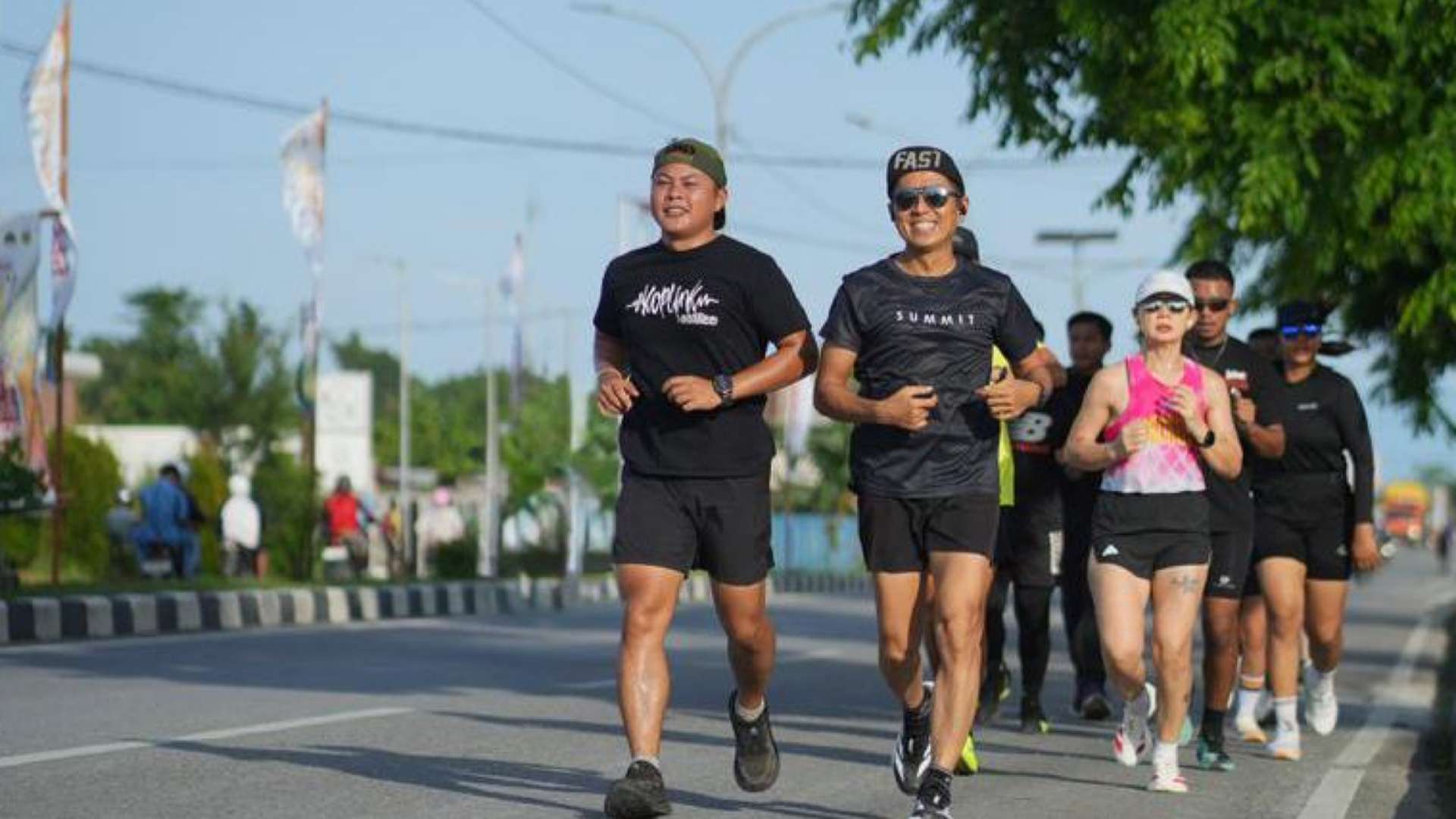 tarada-slaber-luncurkan-saturday-coffee-run-dorong-gerakan-hidup-aktif