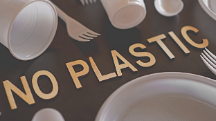 pembatasan-plastik-mulai-diterapkan-pemkab-mimika-wajibkan-tumbler-di-kegiatan-pemerintah