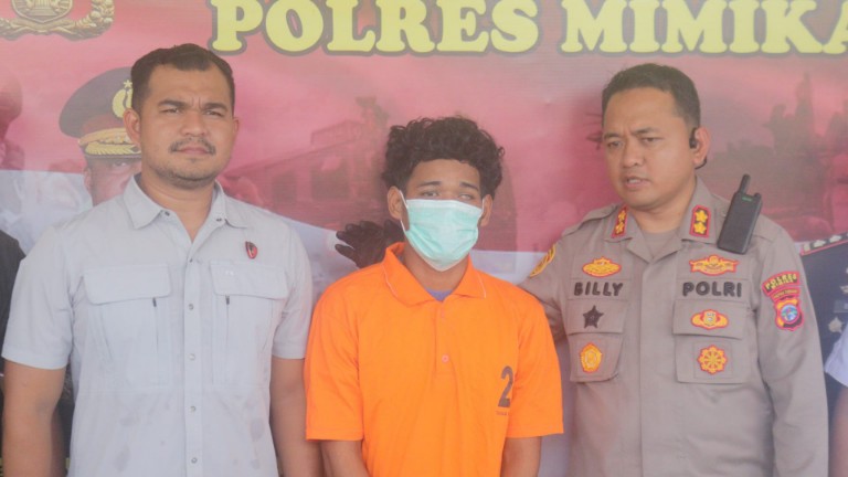 Konferensi  pers pengungkapan kasus pembakaran orang di Jalan WR Supratman Timika  pada Mei 2025. Foto: Eka/ Papua60detik