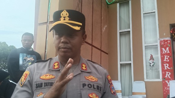 Kapolres Nabire AKBP Samuel D. Tatiratu. Foto : Elia Douw/ Papua60detik