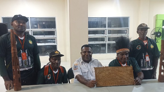 samuel-yogi-noken-mimika-sudah-tembus-batam-singapur