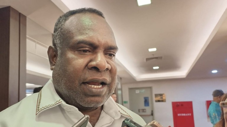 pengukuhan-kepala-kampung-diundur-ke-maret-2026