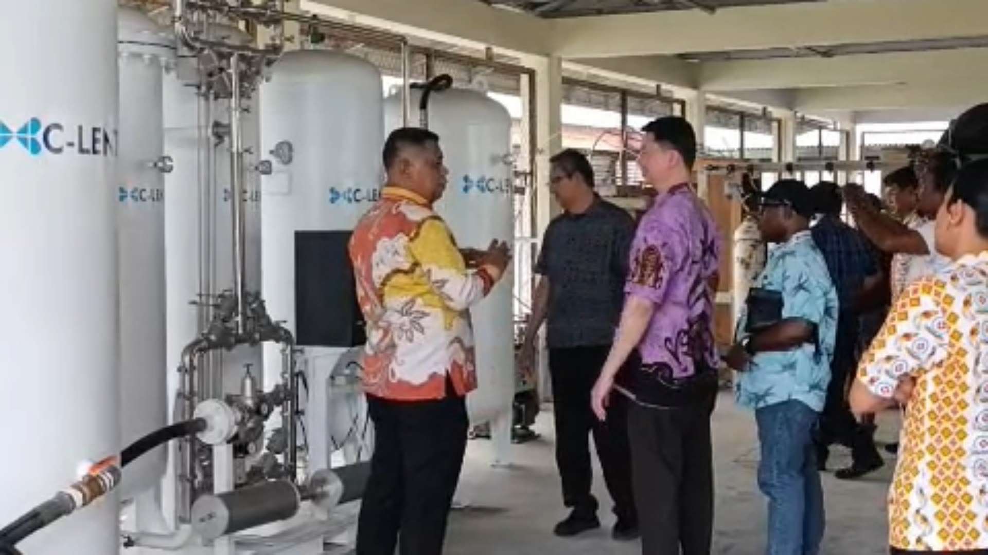 Serah terima Ambulance dari Dinas Kesehatan Mimika kepada RSMM Mimika, foto:  Martha/Papua60detik