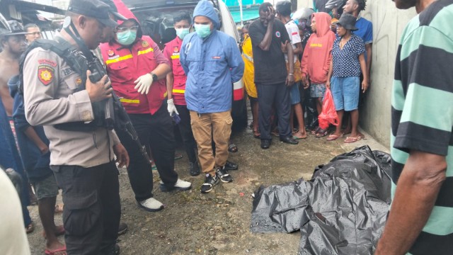 pria-ditemukan-tak-bernyawa-di-koperapoka-timika